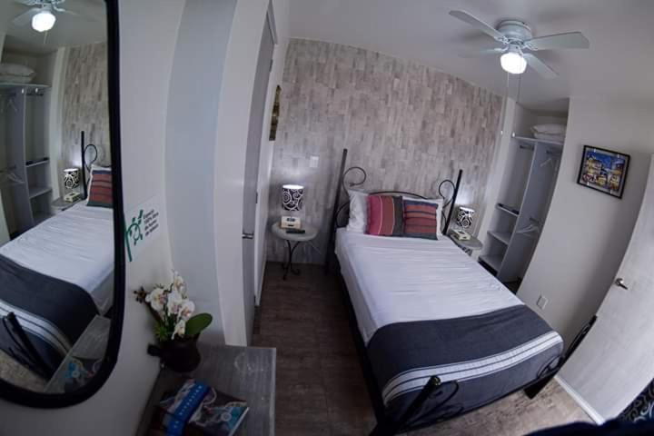 Hotel Tres Sofias Querétaro Dış mekan fotoğraf